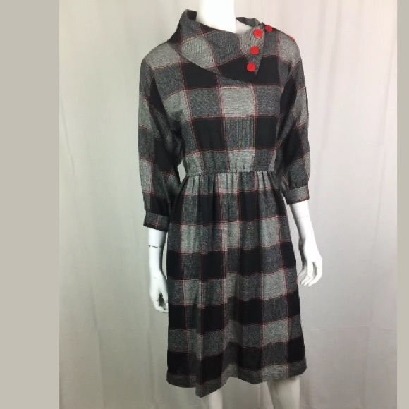 Vintage 60s Plaid Mod Button Flare Dress - Picture 4 of 8